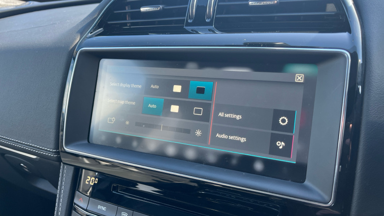 Jaguar F-Pace 2.0d [180] Chequered Flag 5dr Auto AWD Diesel Estate